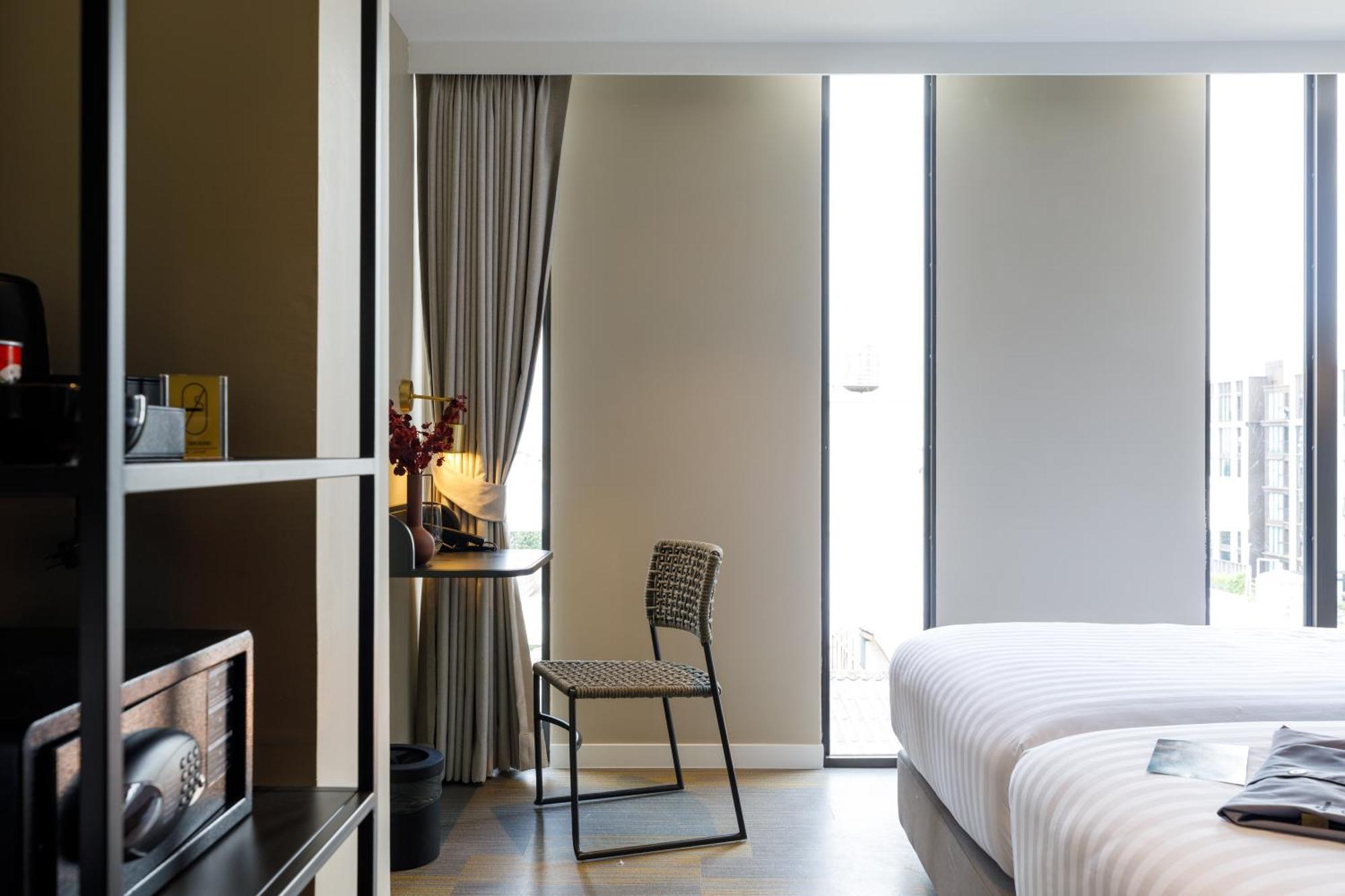 Benjarong Hotel Bangkok Bagian luar foto